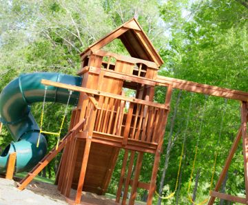 Play Set Pressure Washing in West Slope